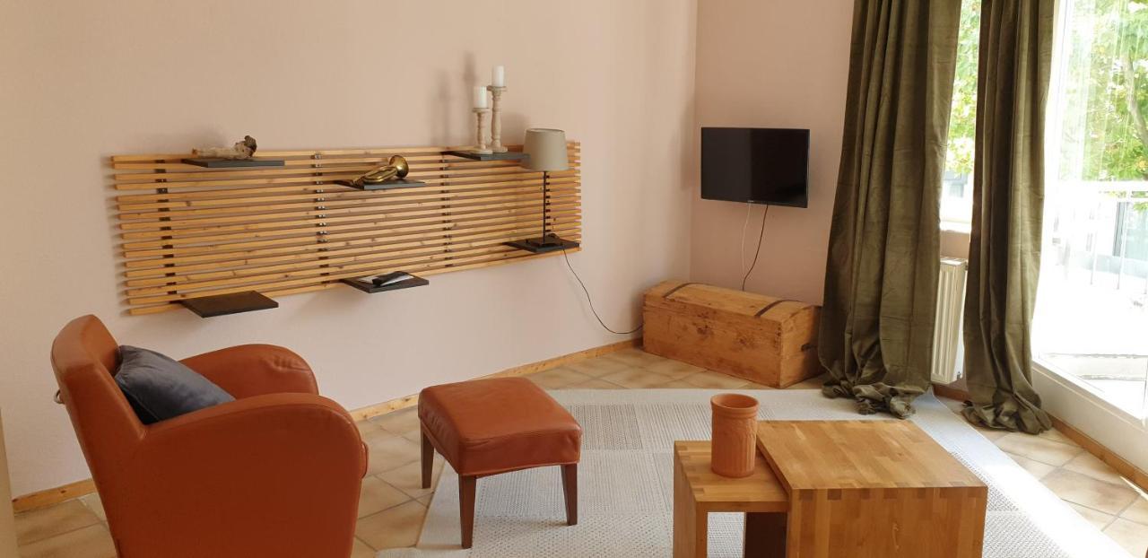Bacchus - Helles Und Geraeumiges Appartement Am Rande Von Mainz Luaran gambar
