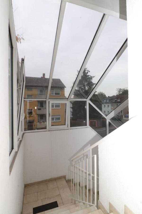 Bacchus - Helles Und Geraeumiges Appartement Am Rande Von Mainz Luaran gambar
